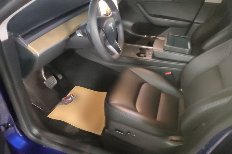 Used Tesla Model Y 2022 Rear-Wheel-Drive Version
