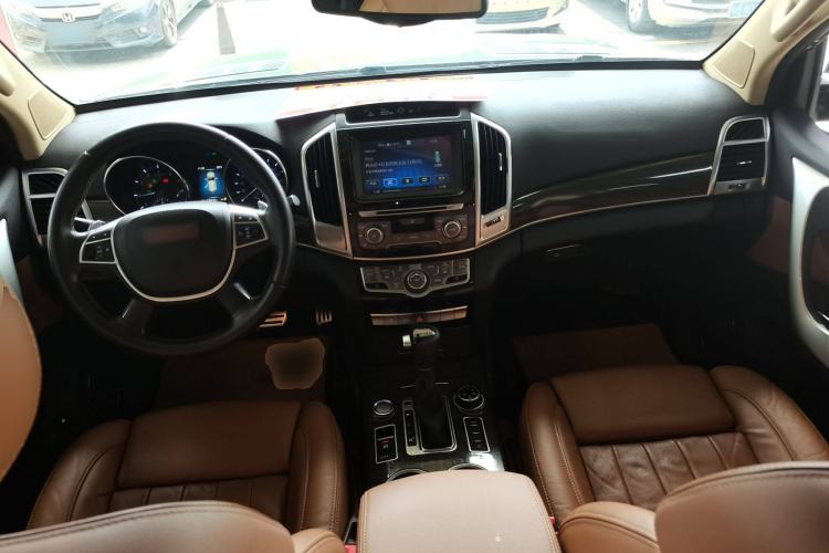 Used Haval H9 2015 2.0T Four-Wheel Drive Ultra-Luxury 7-Seater