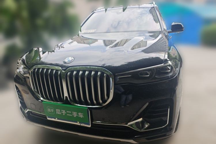Used BMW X7 2022 xDrive40i Luxury Package with Leading Features
