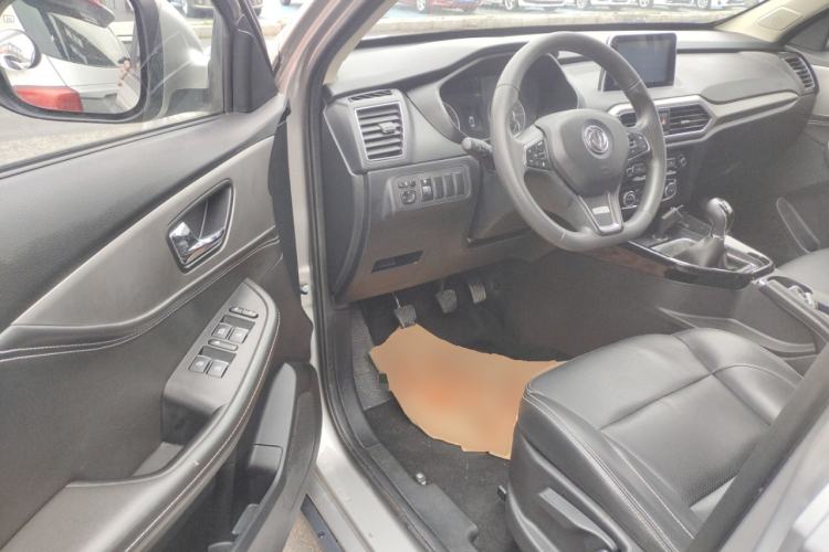 Used Dongfeng Fengon S560 2018 1.8L Manual Urban Model 7 Seats Driver Seat