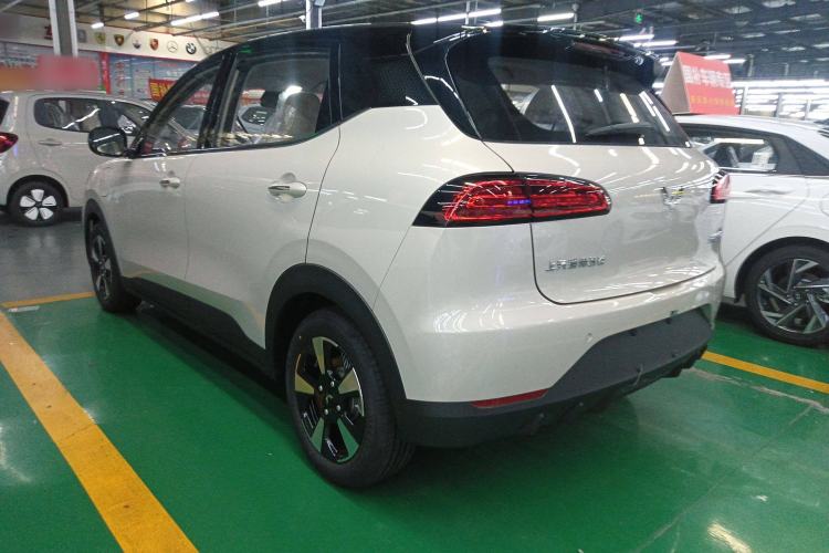 Used Wuling Bingo PLUS 2024 330 km Range Five-Seater Version
