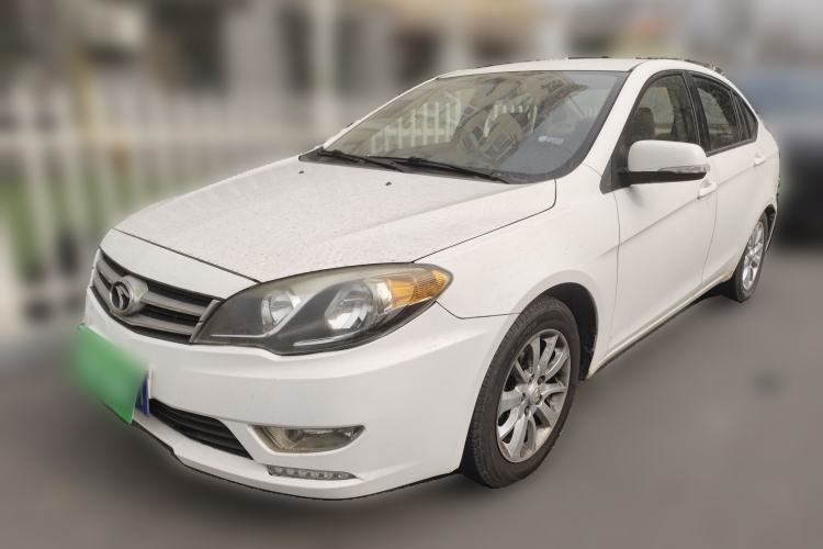 Used Soueast V5 Lingzhi 2014 1.5L Manual Comfort Model