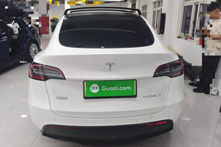 Used Tesla Model Y 2023 Long-Range All-Wheel-Drive Version Rear