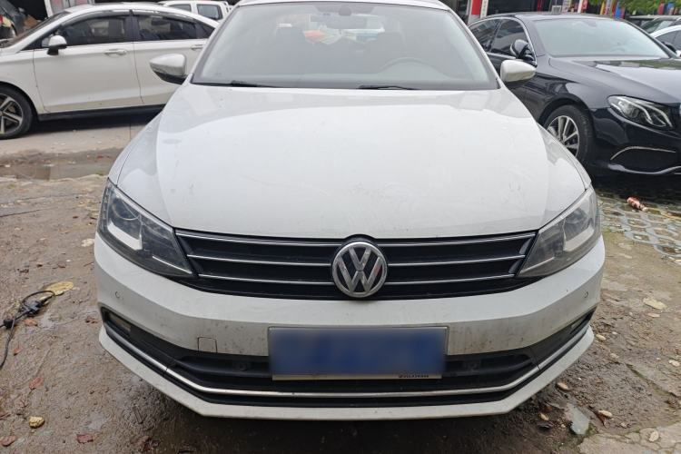 Used Volkswagen Sagitar 2016 230TSI 25th Anniversary Edition Front