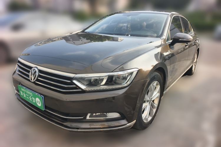Used Volkswagen Magotan 2017 330TSI DSG Luxury Model
