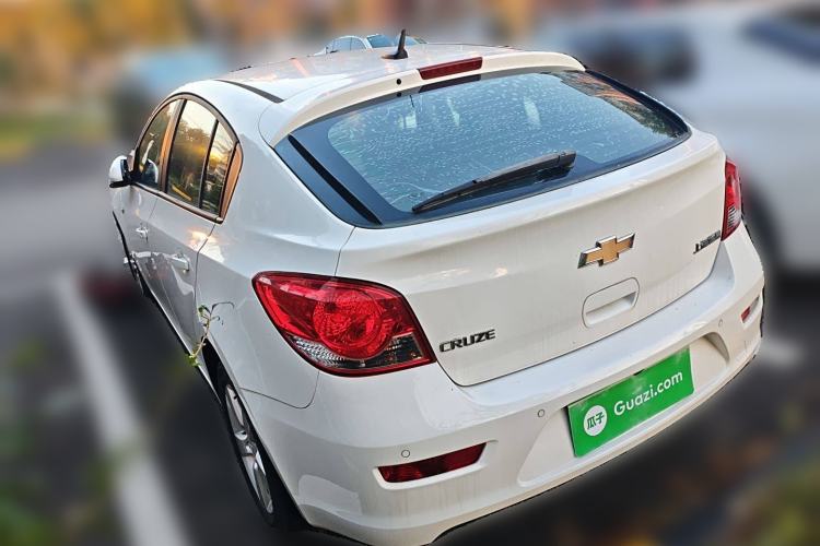 Used Chevrolet Cruze 2013 Hatchback 1.6L Automatic Luxury Model
