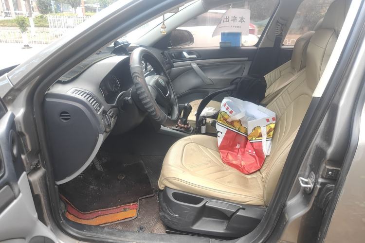 Used Skoda Octavia 2013 1.6L Manual Eado Edition
