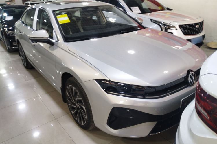 Used Volkswagen Sagitar 2026 Model L 300TSI DSG Elite Version
