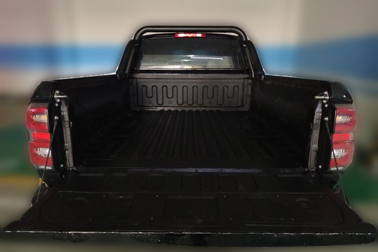 Used Great Wall King Kong Poer 2024 2.0T Automatic Diesel Two-Wheel-Drive Elite Flatbed Trunk