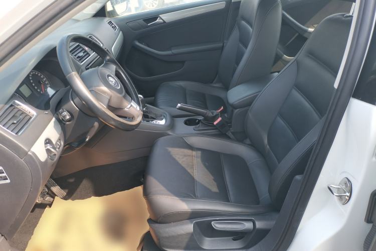 Used Volkswagen Sagitar 2014 Revised Version 1.6L Automatic Comfort Edition