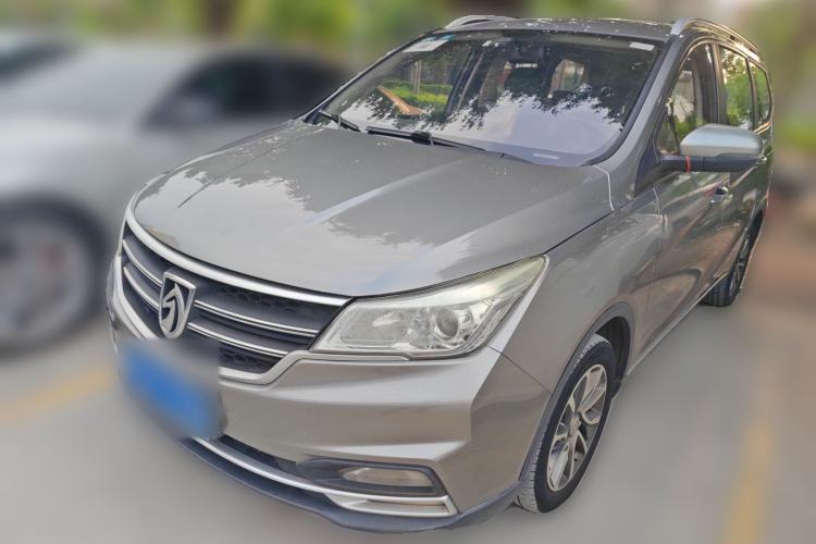 Used Baojun 730 2019 1.5T CVT Fashion Model 7 Seats China V Emission Standard