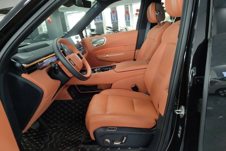 Used Lynk & Co 900 2025 1.5T Ultra