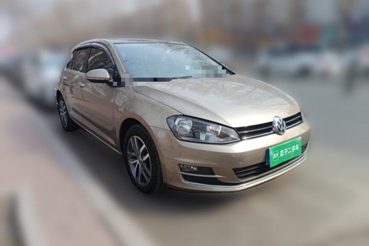 Used Volkswagen Golf 2016 230TSI Automatic Luxury Version
