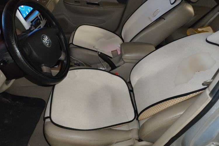 Used Buick Excelle 2015 1.5L Automatic Classic Model
