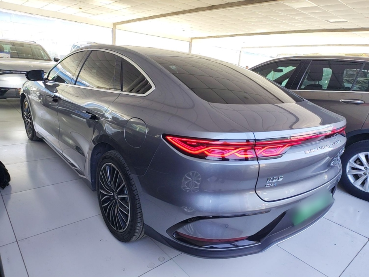 BYD Han 2023 DM-i Champion Edition 121KM Prestige Model - Prestige — снимка 4