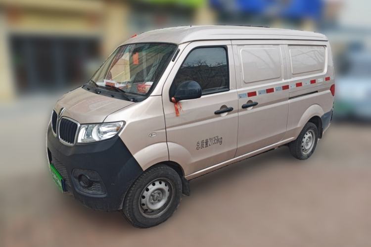 Used Jinbei Hiace X30 2024 1.5L Wealthy Van Model 2/5 Seats