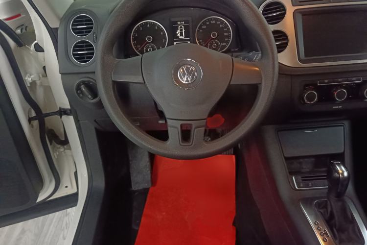 Used Volkswagen Tiguan 2016 280TSI Automatic Two-Wheel-Drive Silk Road Style Edition Steering Wheel