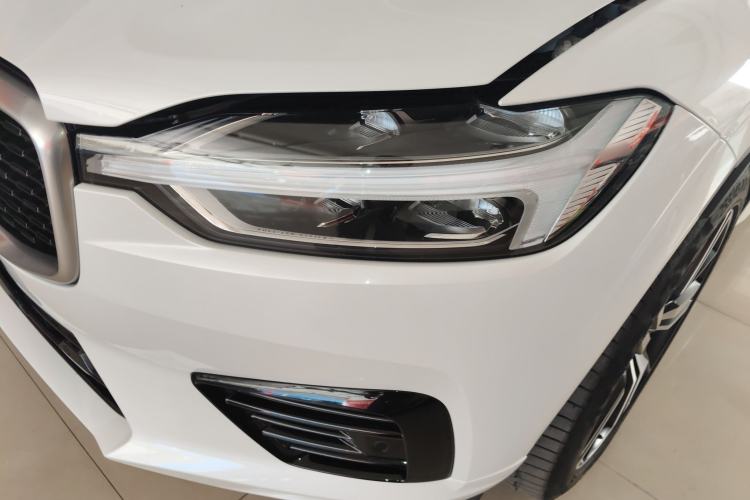 Used Volvo XC60 New Energy 2019 T8 E-Drive Hybrid Intelligent Luxury Sport Edition China V Standard
