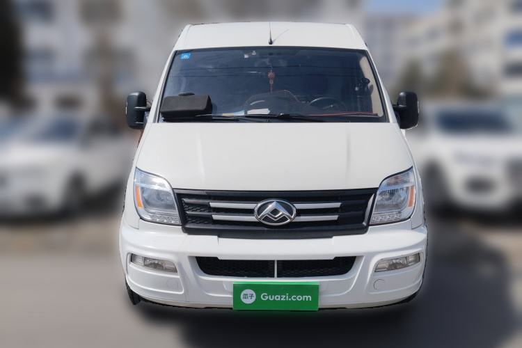 Used SAIC MAXUS Xintu V80 2021 2.0T Manual Classic Aoyuntong Long Wheelbase Mid-Roof 6/7/8/9-Seater Front