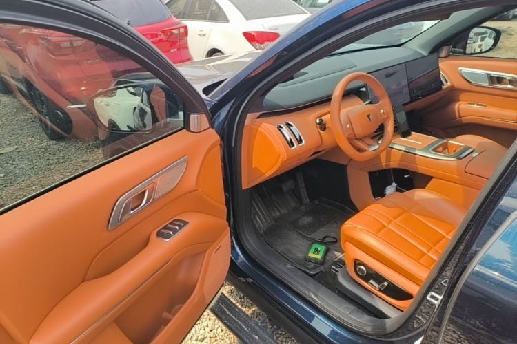 Used Deepal S09 2025 Four-Wheel Drive Ultra+ Custom Edition Driver Seat