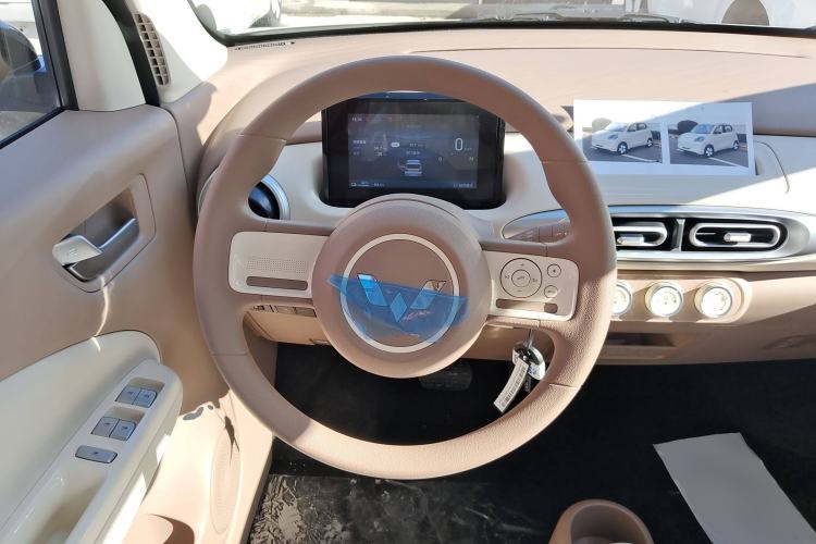 Used Wuling Hongguang MINIEV 2025 Four-Door Version Advanced Edition