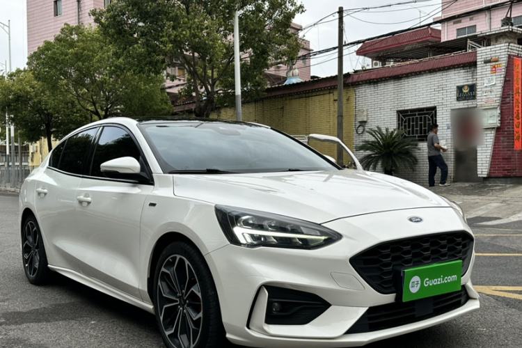 Used Ford Focus 2021 Sedan EcoBoost 180 Automatic ST Line