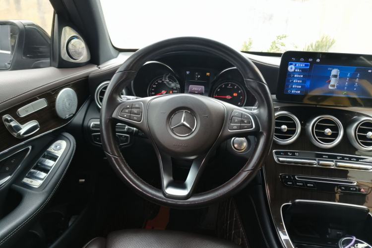 Used Mercedes-Benz GLC 2017 GLC 260 4MATIC Dynamic Edition
