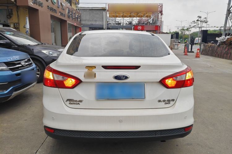 Used Ford Focus 2012 Sedan 2.0L Automatic Flagship Model