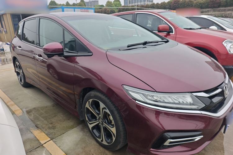 Used Honda Jade 2017 210 TURBO CVT Luxury Edition 5 Seats Front Right 45 Deg