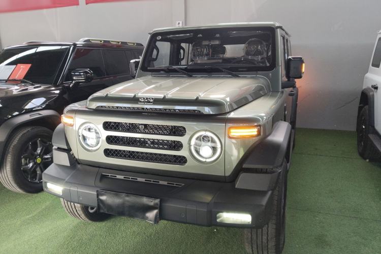 Used 212 T01 2024 2.0T Explorer