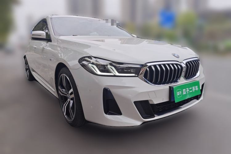 Used BMW 6 Series GT 2021 Restyled 630i M Sport Package Front Right 45 Deg