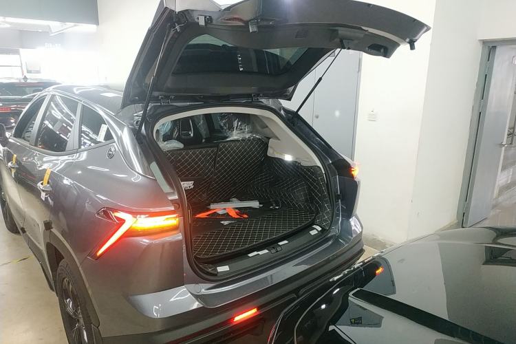 Used JETOUR Dashing 2026 Model—Youth Edition, 1.5T 6DCT Elite Edition Trunk