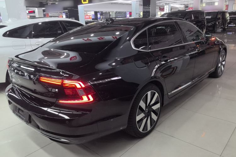 Used Volvo S90 New Energy 2024 Plug-in Hybrid Four-Wheel Drive Long-Range Luxury Smart Edition Rear Right 45 Deg