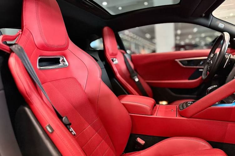 Used Jaguar F-TYPE 2019 2.0T Hardtop Version
