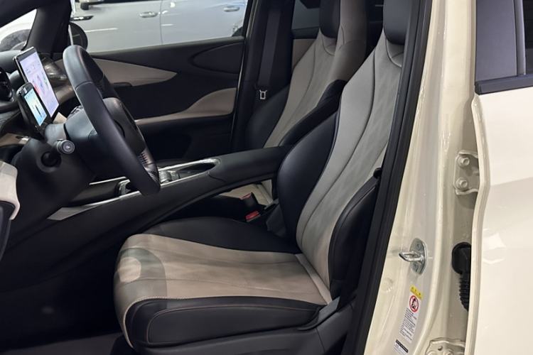 Used BYD Dolphin 2024 Honor Edition 420km Fashion Version Interior 1