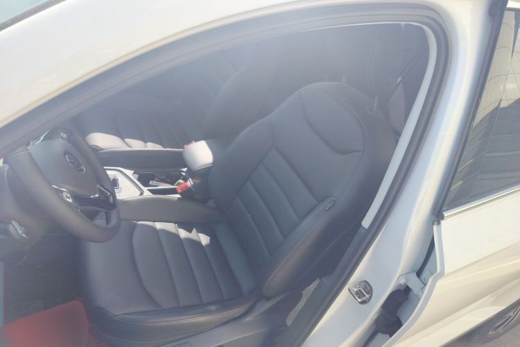 Used Volkswagen Tharu 2022 280TSI Two-Wheel-Drive Luxury Edition