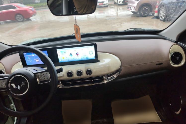 Used Wuling Bingo 2023 333 km Enjoyment Version
