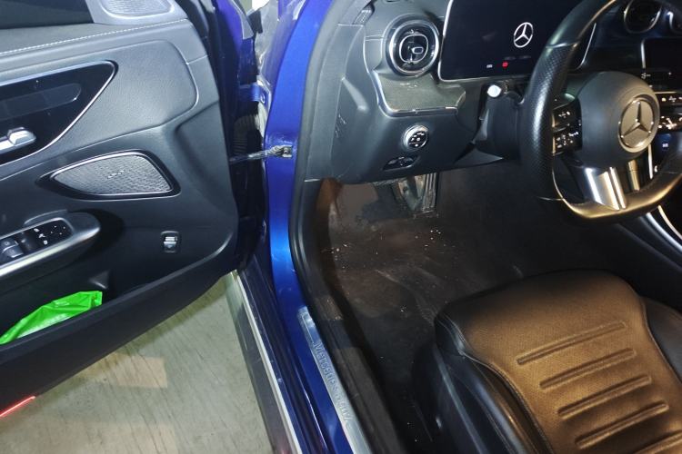 Used Mercedes-Benz C-Class 2022 C 200 L Sport Edition Driver Seat