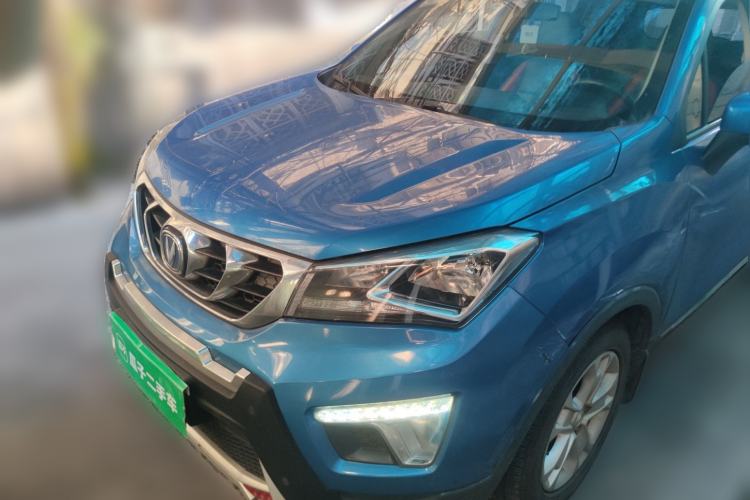 Used CHANGAN CS15 2016 1.5L Manual Luxury Edition Guazi used car, China used car export, Used car for sale, Used cars, Cheapest cars for sale