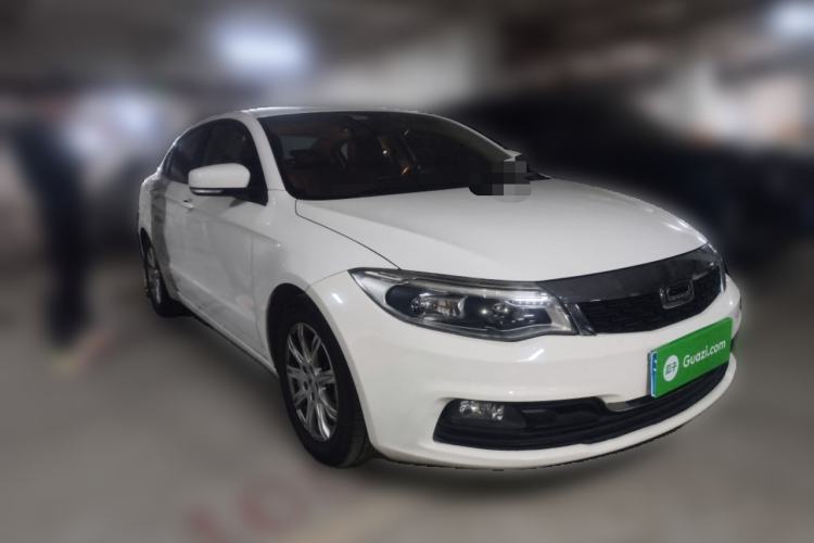 Used Qoros 3 2014 Sedan 1.6L Automatic Zhiyue Model Front Right 45 Deg