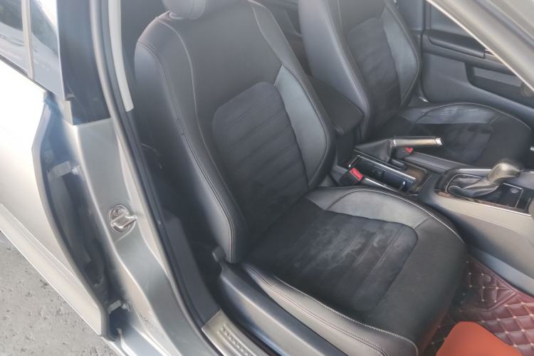 Used Volkswagen Sagitar 2015 230TSI Automatic Luxury Model