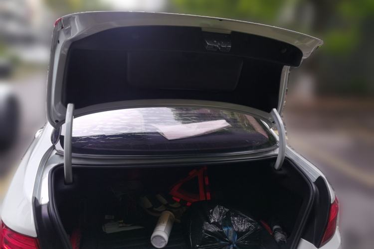 Used BMW 5 Series 2014 525Li Luxury Design Package
