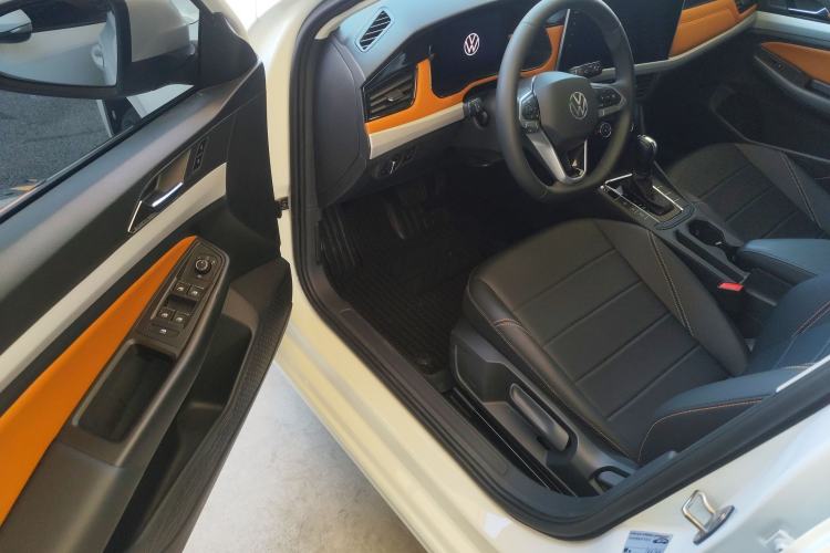 Used Volkswagen Bora 2025 Facelifted 200TSI DSG Yuexing Navigation Edition
