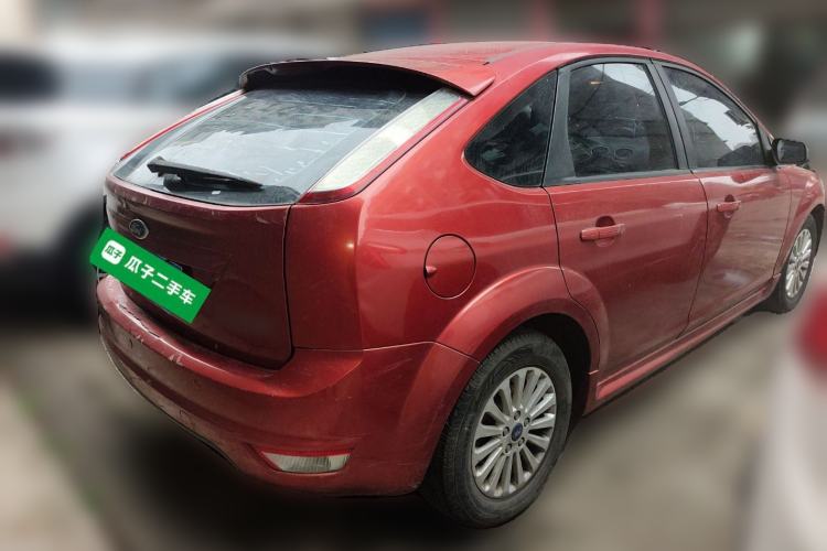 Used Ford Focus 2013 Hatchback Classic 1.8L Automatic Fashion Edition
