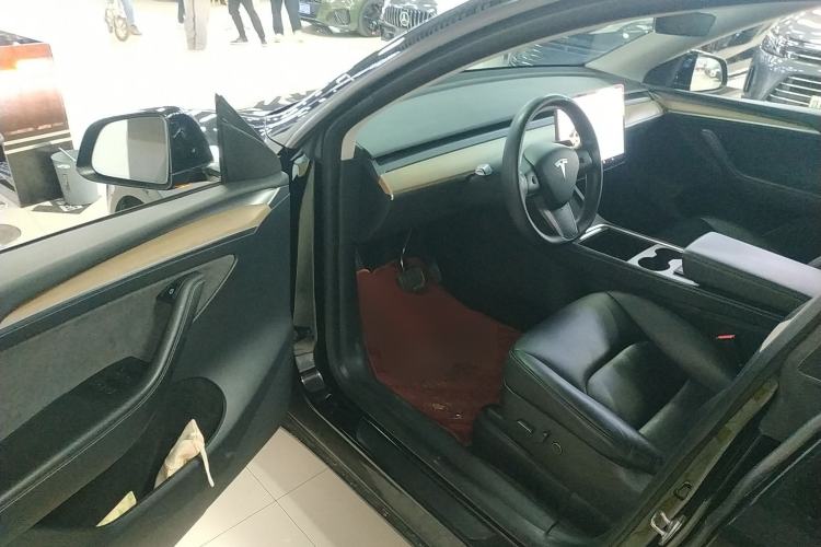 Used Tesla Model Y 2021 Standard Range Rear-Wheel Drive Version