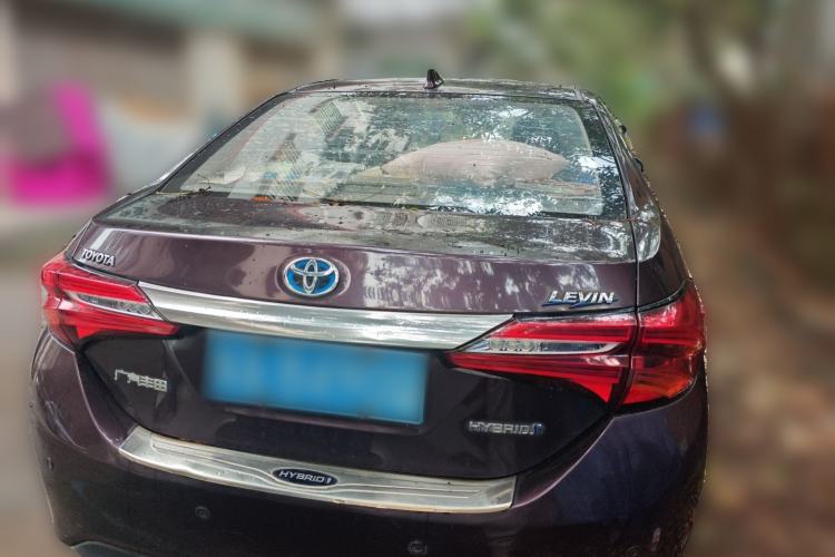 Used Toyota Levin 2016 Dual-Engine 1.8H GS E-CVT Elite Model with Sunroof
