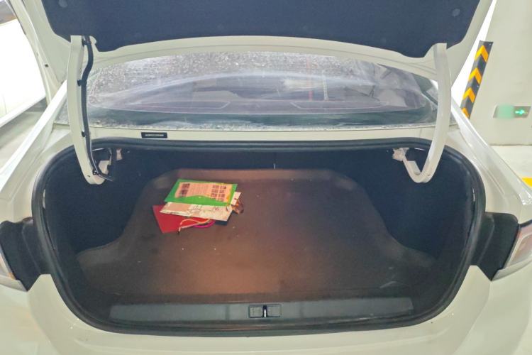 Used Peugeot 308 2018 1.6L Manual Fashion Edition
