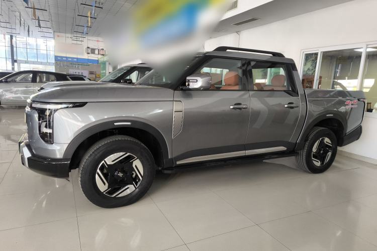 Used Dongfeng Zhengzhou Nissan Z9 GE PHEV 2025 135KM All-Wheel Drive Deluxe Edition
