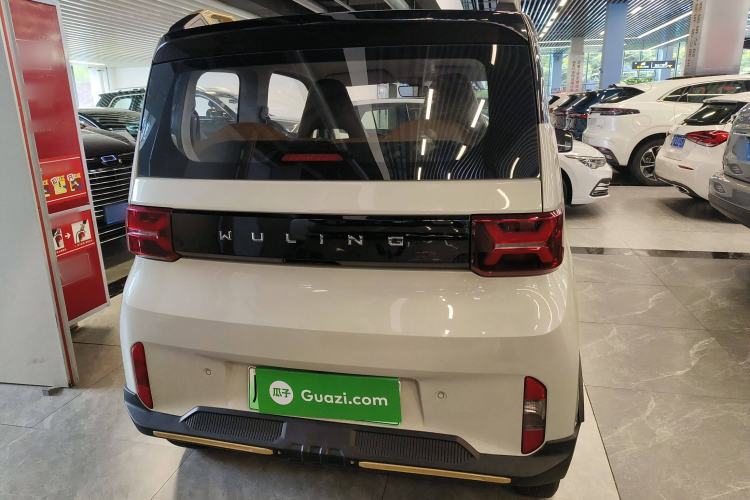 Used Wuling Hongguang MINIEV 2022 GAMEBOY 300km Enthusiast Model with Lithium Iron Phosphate