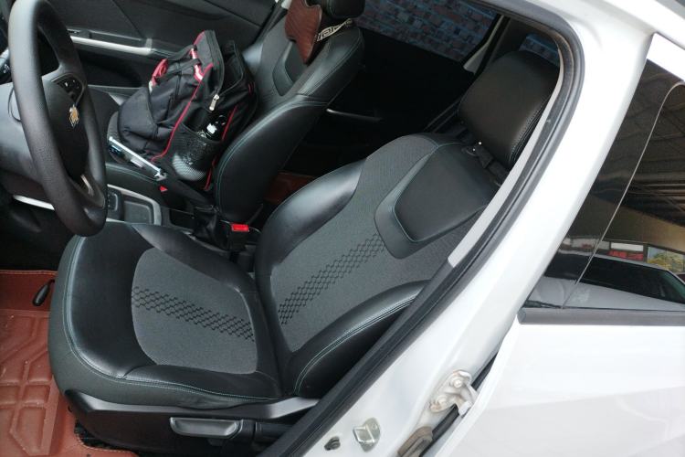 Used Chevrolet Lova RV 2016 1.5L Automatic Smart Drive Edition Left Front Seat